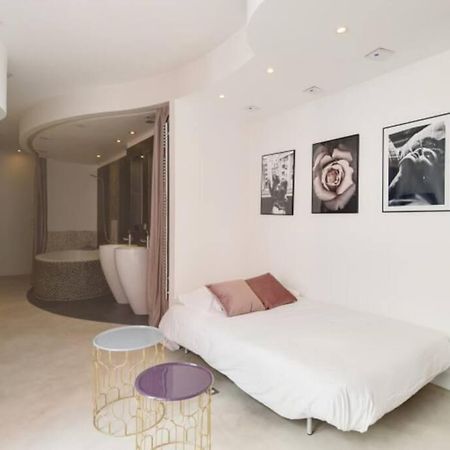 Magnifique Appartement Parisien - Marais Buitenkant foto