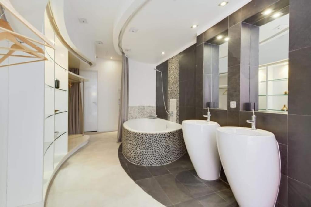 Magnifique Appartement Parisien - Marais Buitenkant foto